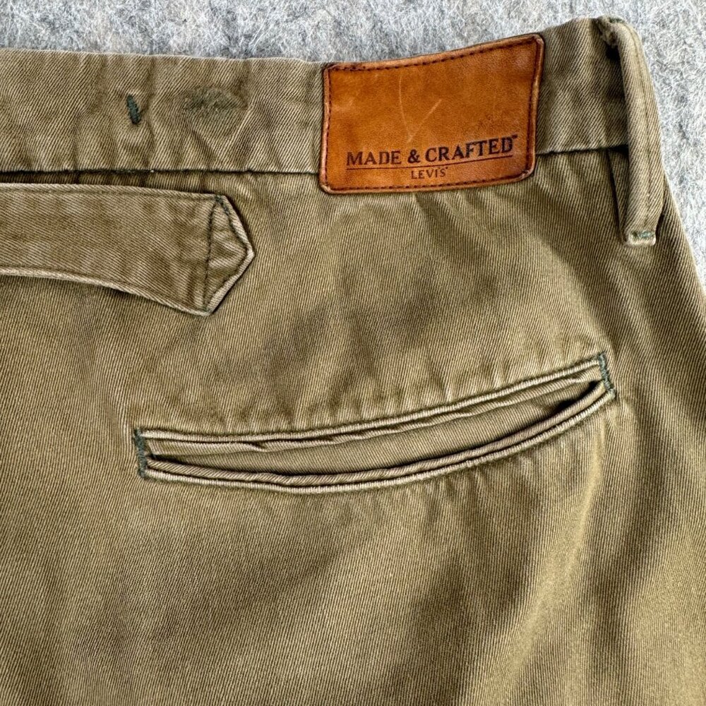 Levi’s Made And Crafted Mens Pants Sz 33 Khaki Chino Button Fly Preppy - Picture 13 of 14